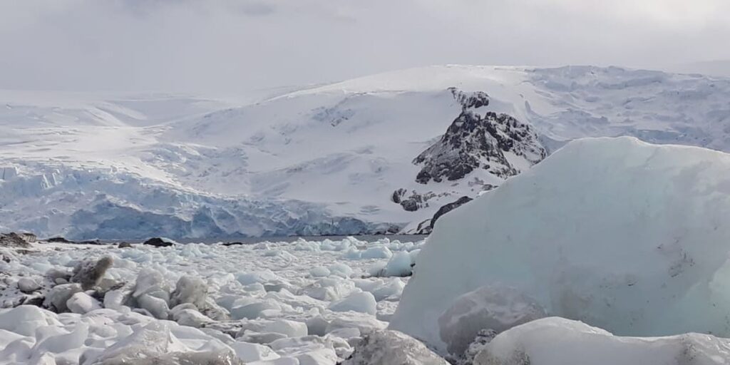 ONU alerta sobre impactos da mudança climática nas geleiras ONU alerta sobre impactos da mudança climática nas geleiras