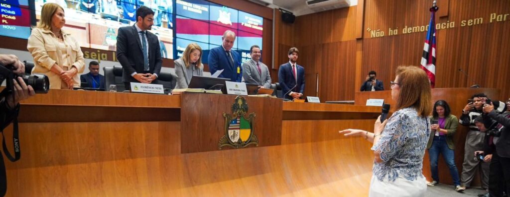 Helena Duailibe toma posse como deputada estadual na Alema Helena Duailibe toma posse como deputada estadual na Alema